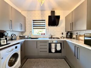Bensham Grove, Thornton Heath